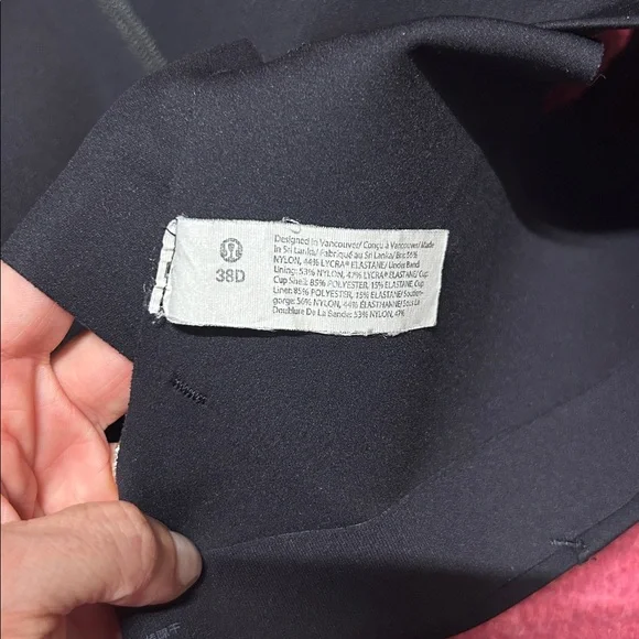 Lululemon Enlite Front-Zip Bra Size 38D - Picture 6 of 11